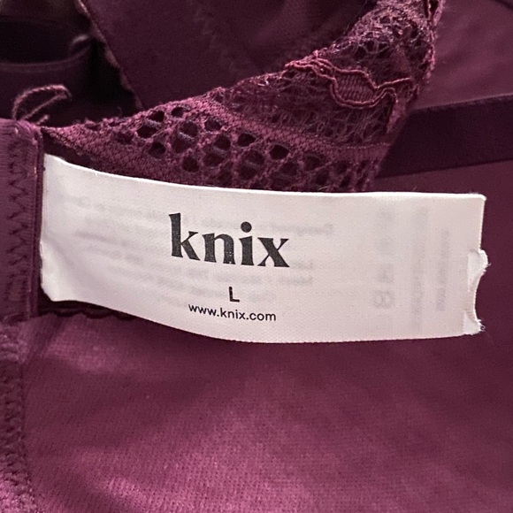 Knix Lace Deep-V Bra Size Large - Picture 3 of 3